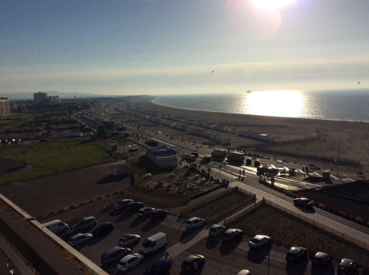 Royal Seavieuw Appartement Calais Buitenkant foto