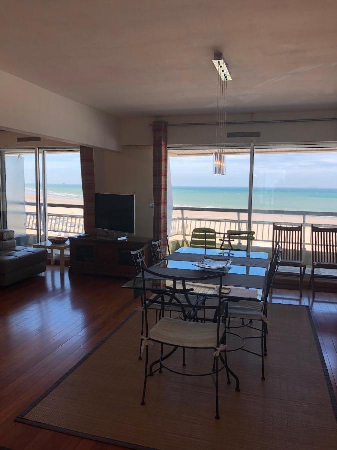 Royal Seavieuw Appartement Calais Buitenkant foto